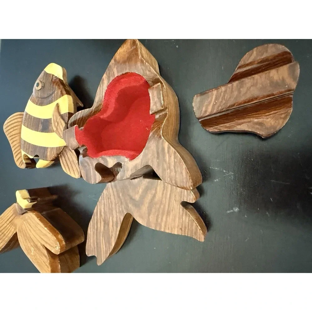 Fish- Wooden Puzzle Box Decorative Jewelry Trinket Box Handmade Vtg‎ Red Velvet
